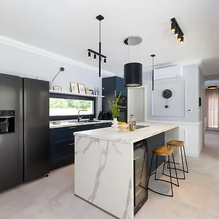 Villa Frame Garden West By Interhome
