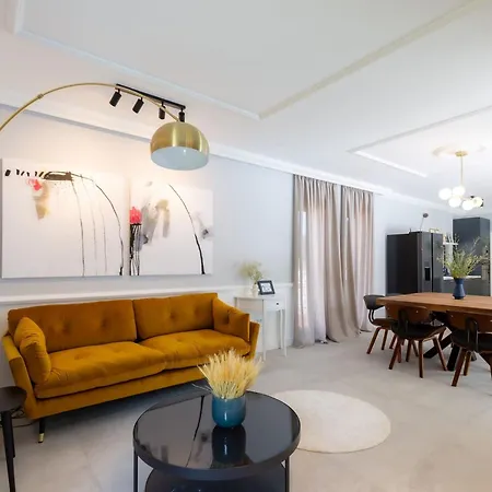 וילה Frame Garden West By Interhome *
