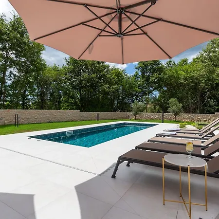 Frame Garden West By Interhome Svetvincenat